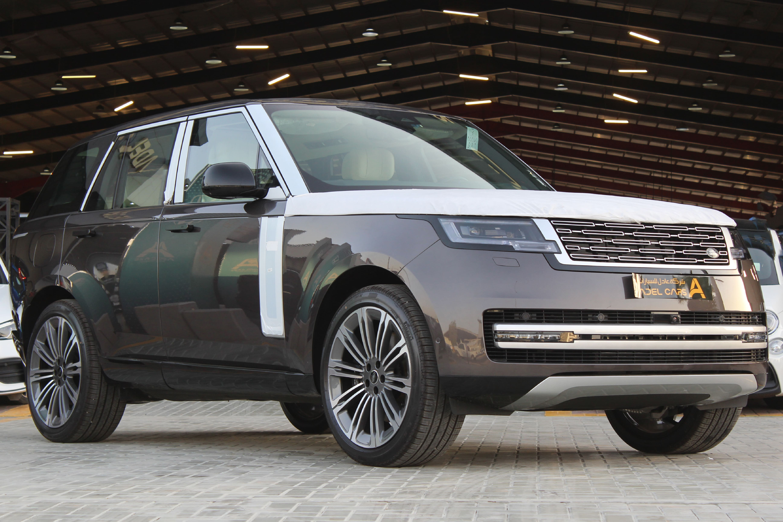 2025 Range Rover Autobiography V8 - 