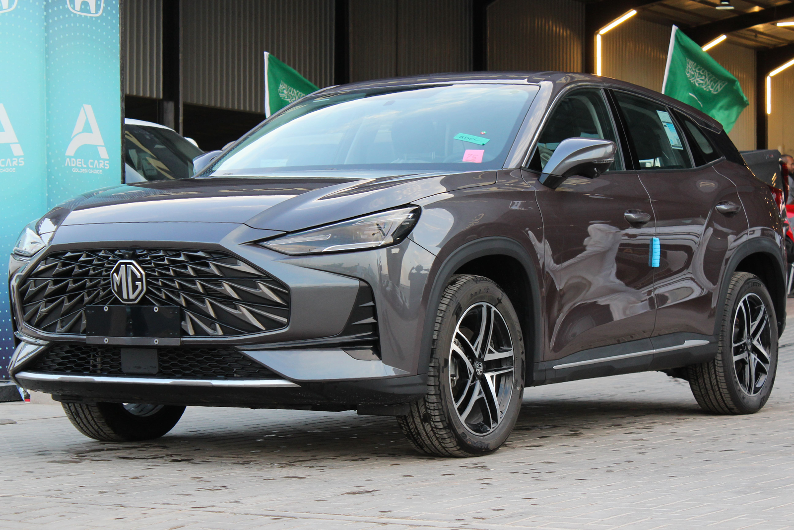 MG ONE 2025 COM أناقة المستقبل بتقنيات ذكية وأداء قوي -